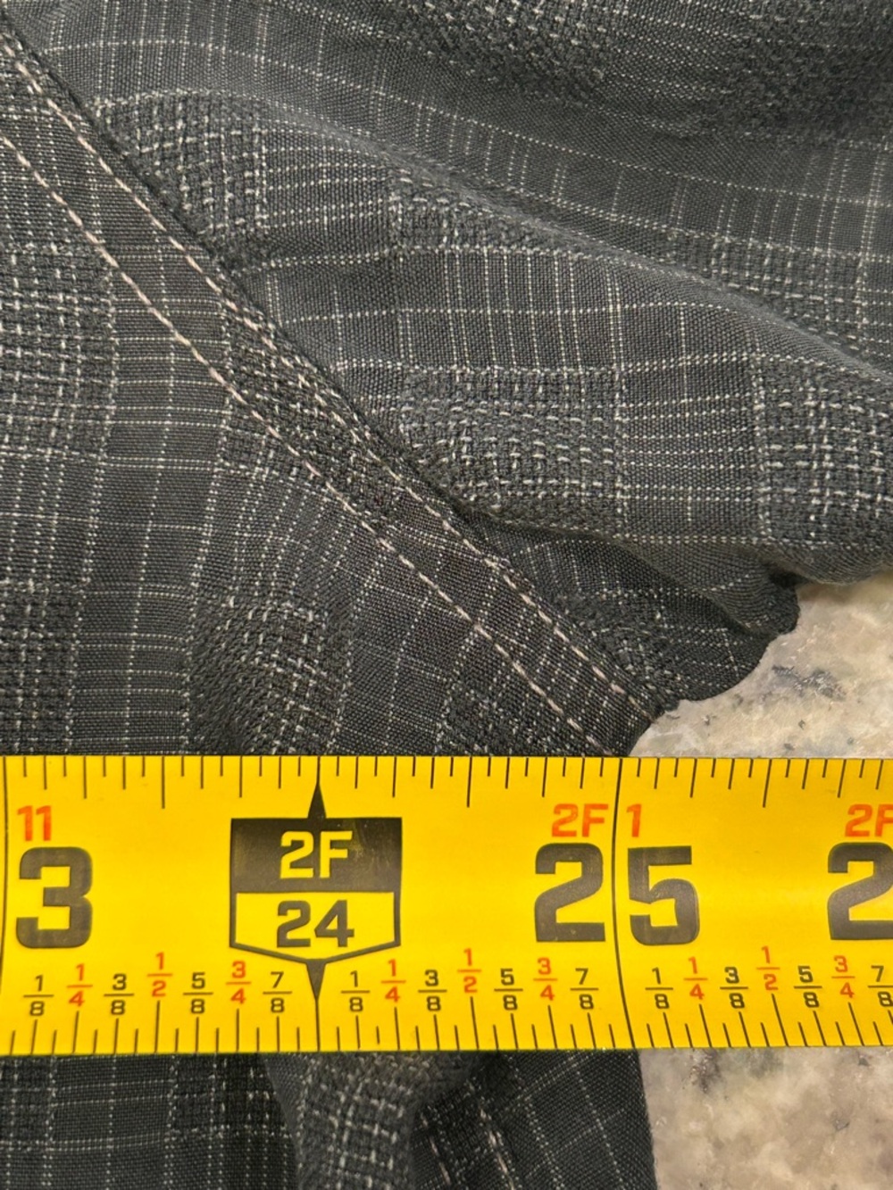 LOT OF 2 Royal Robbins Men’s Short-Sleeve Button-Down Shirts Charcoal Gray XL - Picture 6 of 9
